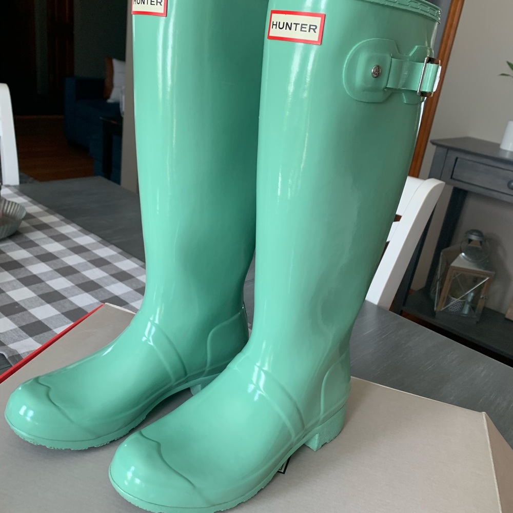 Women’s Hunter boots size 7